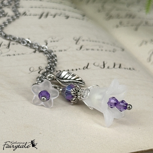 Halskette "Feenlaterne" - weiß/lila - Glücksbringer mit nachtleuchtender Perle