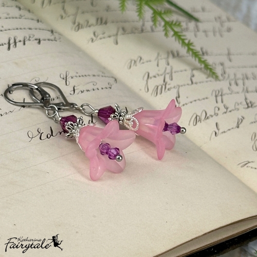 Ohrringe "Feenlaterne" - rosa/beere - mit nachtleuchtender Perle